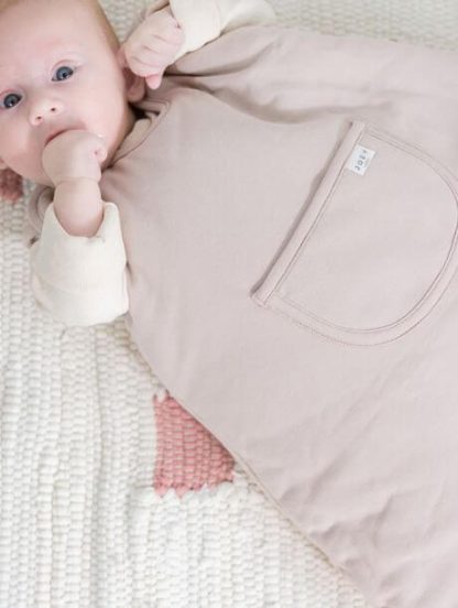 Slaapzak van Joey Paris 70 cm beige/poeder roze NIEUW - Afbeelding 2