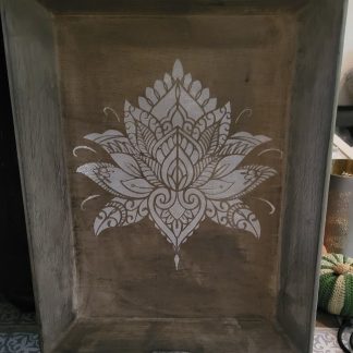 2. Dienblad old brown met lotusbloem sjabloon DBB02