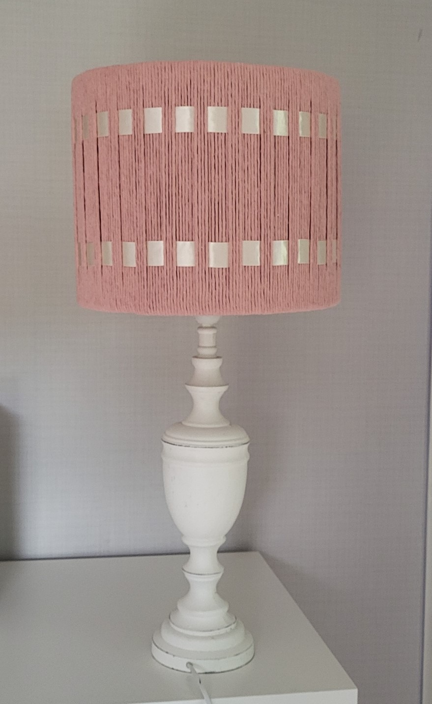 Lampenkap roze met satijnen lint