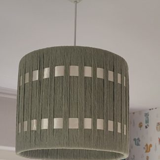 Lampenkap met satijnen lint