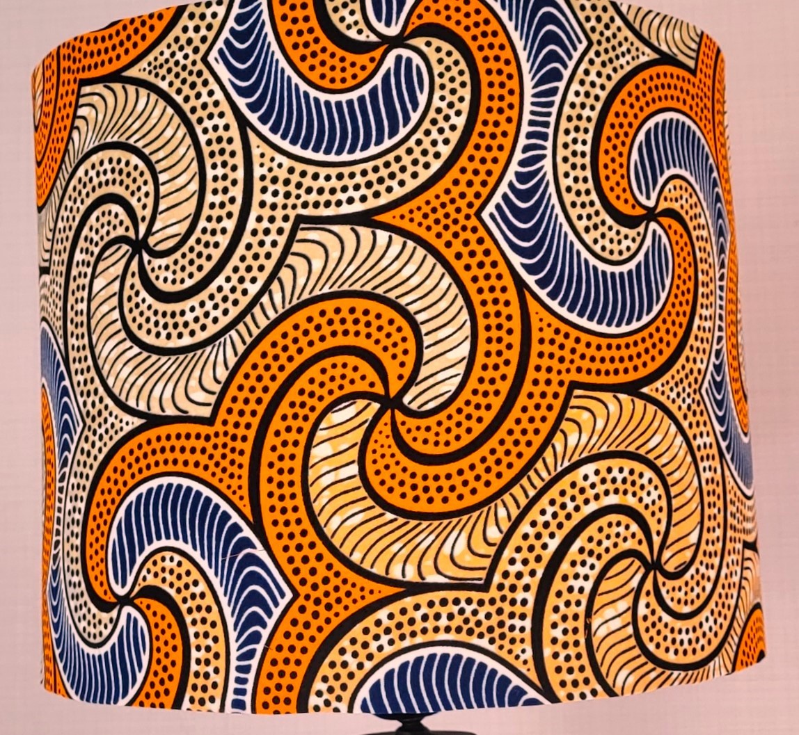 A. Prachtige lampenkap van Afrikaanse wax print stof - Afbeelding 3
