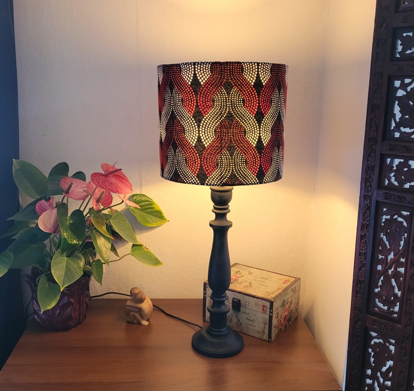 A. Prachtige lampenkap Afrikaanse wax katoen rood/zwart/wit
