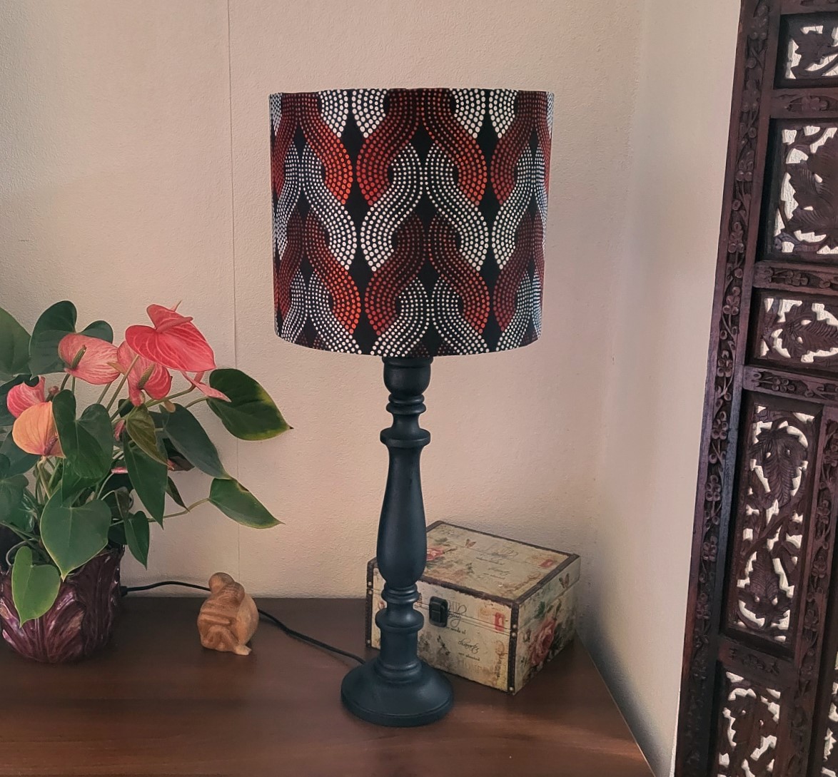 A. Prachtige lampenkap Afrikaanse wax katoen rood/zwart/wit - Afbeelding 2